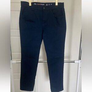 St. John's Bay Men’s Temp Flex  Navy Blue pants cotton blend.